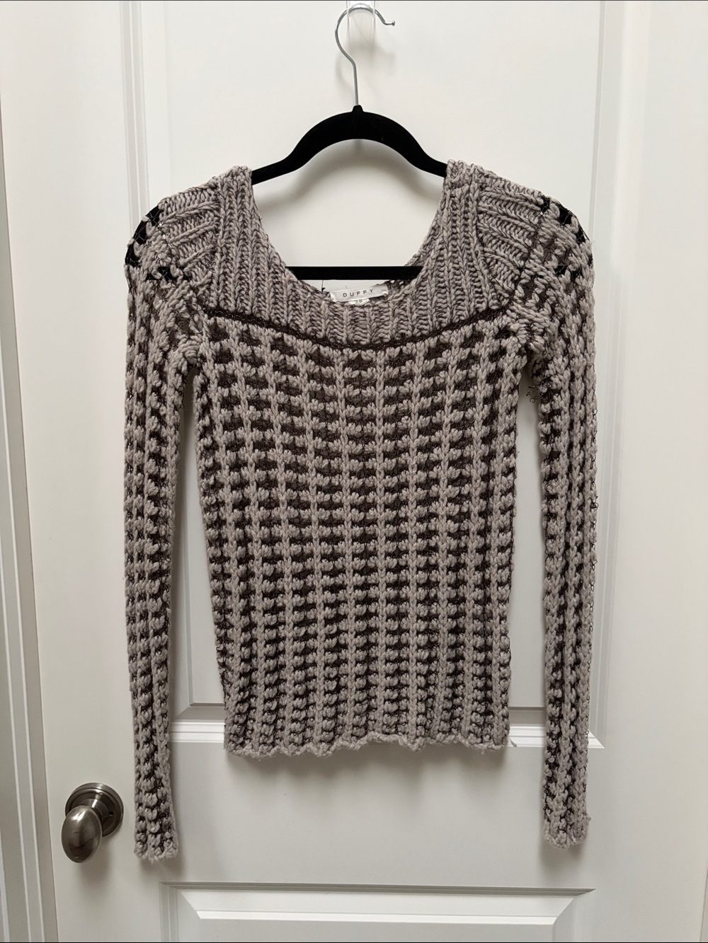 Women’s Taupe and Black Textured Scoop-Neck Sweater